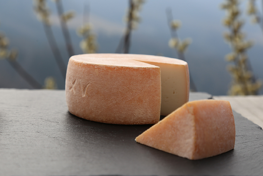 Schnittkäse von Ziegen im Winkl